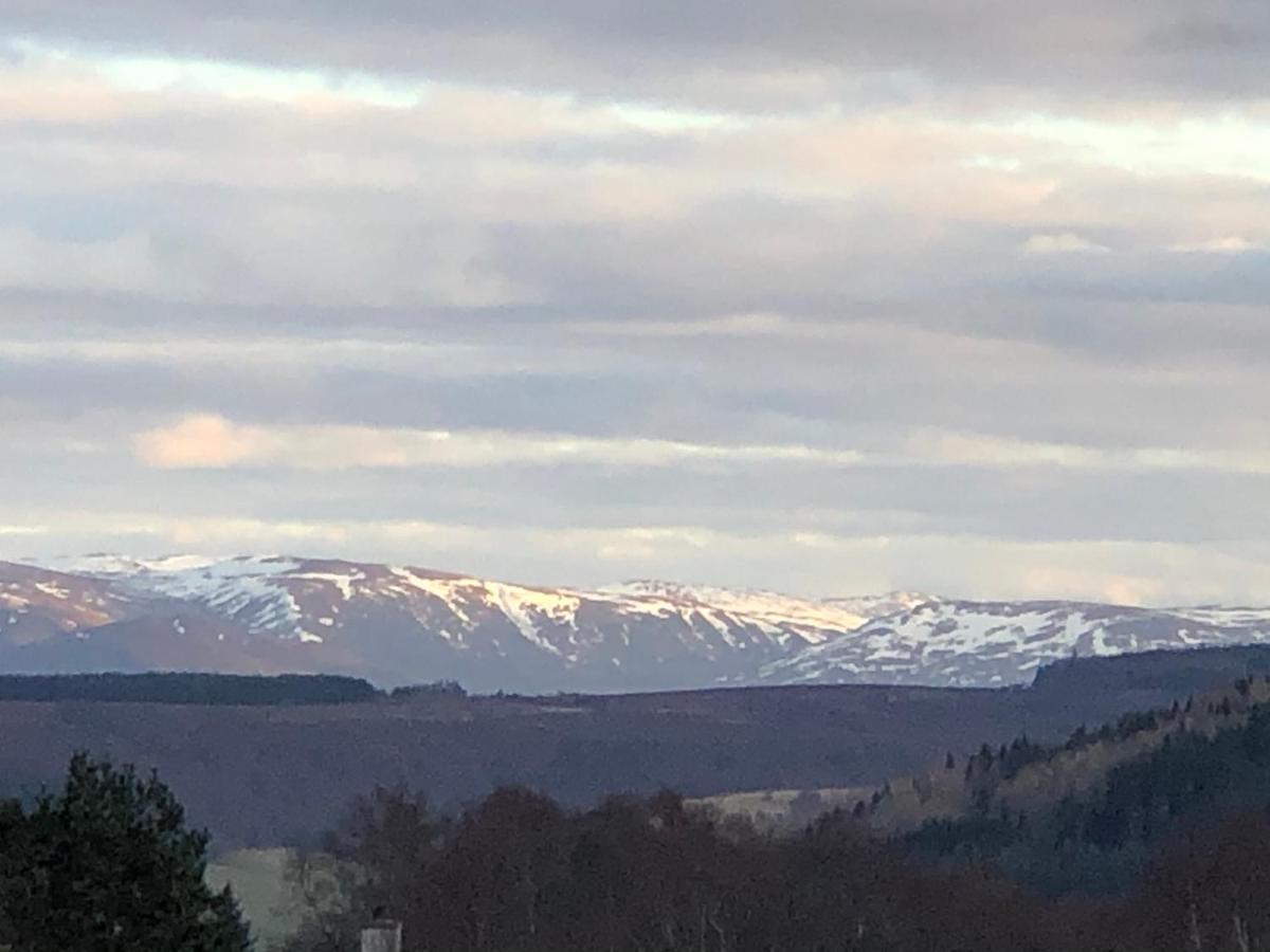 Highland Cabin - Relaxing Hot Tub Inverness Luaran gambar